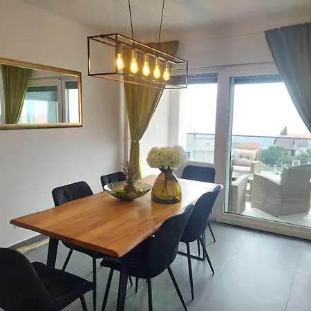 דירה Sea View Luxury Diva Lux, Ciovo, Okrug טרוגיר