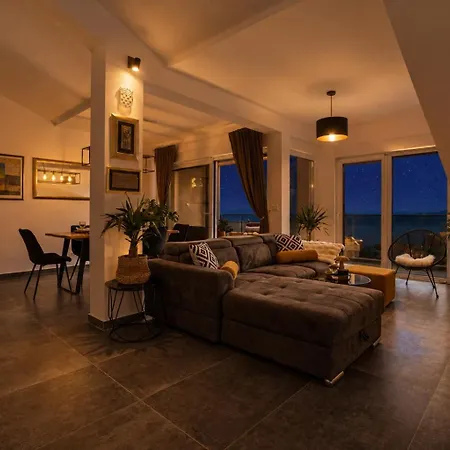 Sea View Luxury Diva Lux, Ciovo, Okrug Apartment