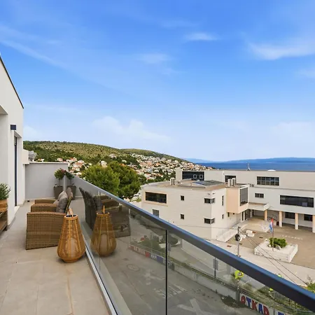 Sea View Luxury Diva Lux, Ciovo, Okrug Apartment *